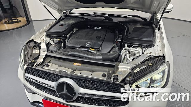 Mercedes-Benz GLC-Class GCL300 4MATIC Coupe