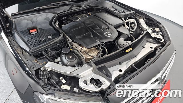 Mercedes-Benz E-Class E220d 4MATIC Exclusive