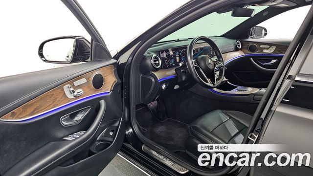 Mercedes-Benz E-Class E220d 4MATIC Exclusive