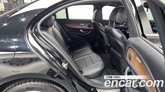 Mercedes-Benz E-Class E220d 4MATIC Exclusive