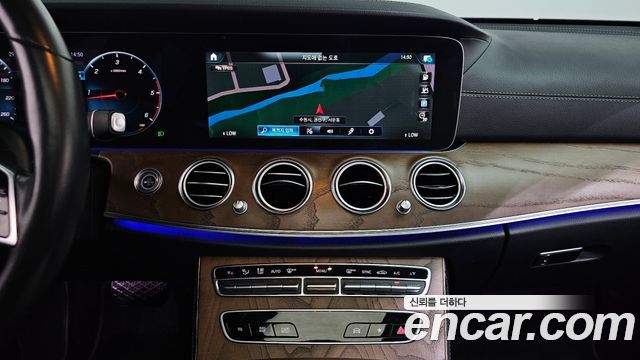 Mercedes-Benz E-Class E220d 4MATIC Exclusive