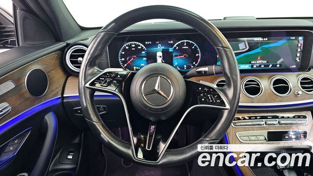 Mercedes-Benz E-Class E220d 4MATIC Exclusive