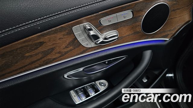 Mercedes-Benz E-Class E220d 4MATIC Exclusive