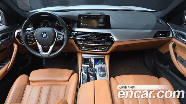 BMW 5-Series 520d M Sport package