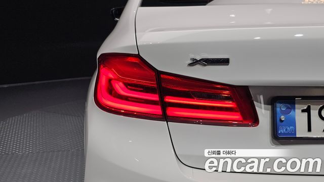 BMW 5-Series 520d M Sport package