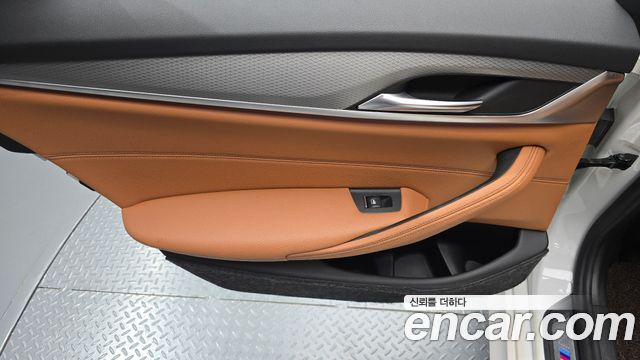 BMW 5-Series 520d M Sport package