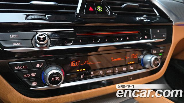 BMW 5-Series 520d M Sport package