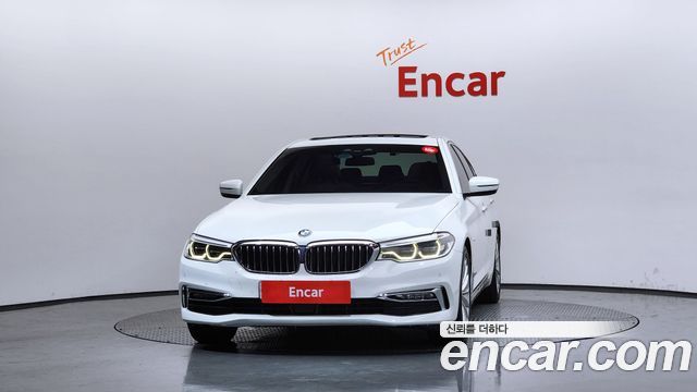 BMW 5-Series 530i xDrive Luxury Plus