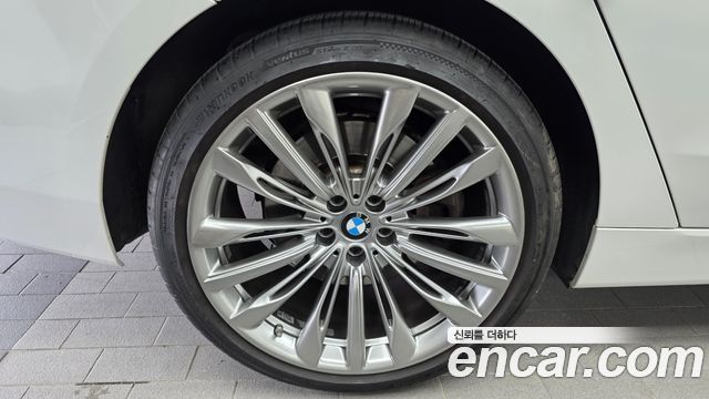 BMW Gran Turismo 640i xDrive Luxury