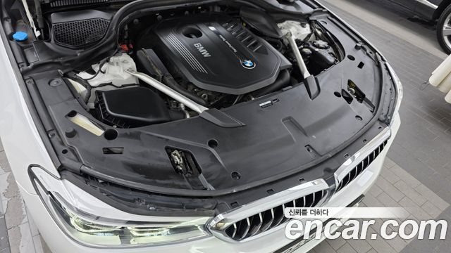 BMW Gran Turismo 640i xDrive Luxury