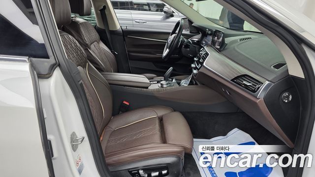 BMW Gran Turismo 640i xDrive Luxury