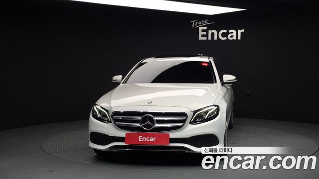 Mercedes-Benz E-Class E220d Avantgarde