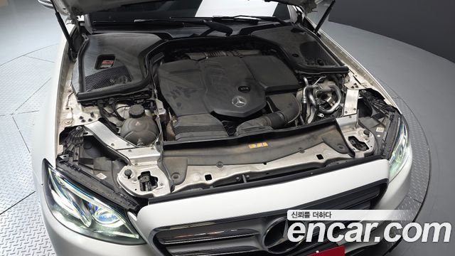 Mercedes-Benz E-Class E220d Avantgarde
