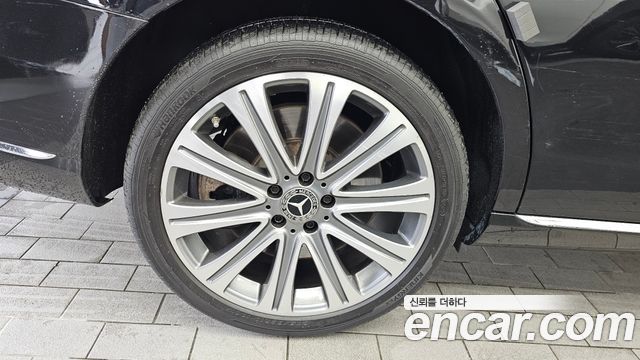 Mercedes-Benz E-Class E450 4MATIC Exclusive