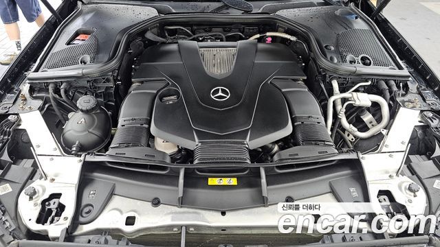 Mercedes-Benz E-Class E450 4MATIC Exclusive