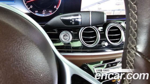 Mercedes-Benz E-Class E450 4MATIC Exclusive