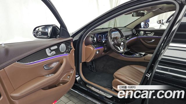 Mercedes-Benz E-Class E450 4MATIC Exclusive