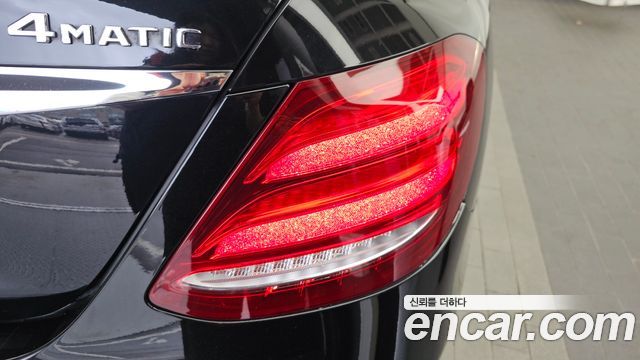 Mercedes-Benz E-Class E450 4MATIC Exclusive