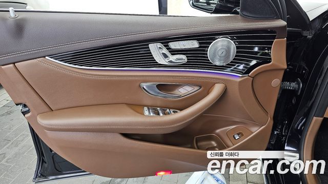 Mercedes-Benz E-Class E450 4MATIC Exclusive