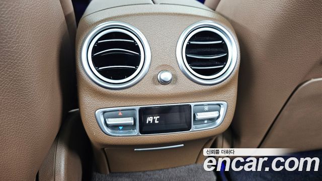 Mercedes-Benz E-Class E450 4MATIC Exclusive