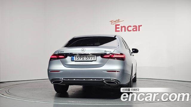 Mercedes-Benz E-Class E350 4MATIC Avantgarde
