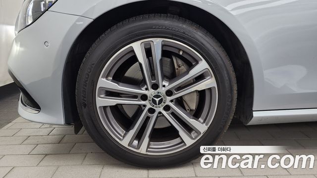 Mercedes-Benz E-Class E350 4MATIC Avantgarde