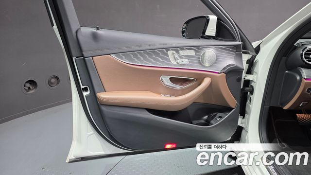 Mercedes-Benz E-Class E350 4MATIC Avantgarde