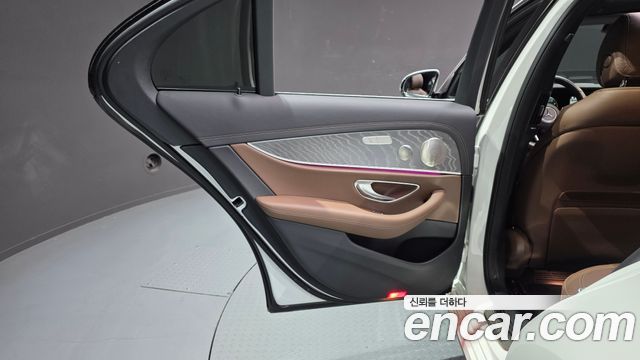 Mercedes-Benz E-Class E350 4MATIC Avantgarde