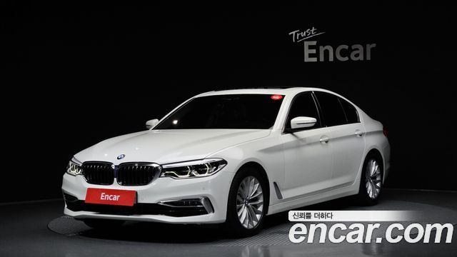 BMW 5-Series 520d xDrive Luxury Plus