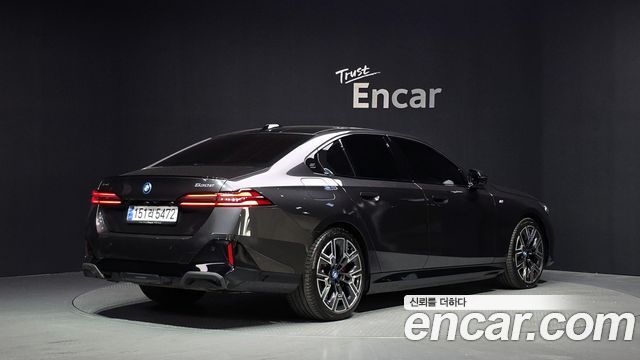 BMW 5-Series 530e xDrive M Sport Pro