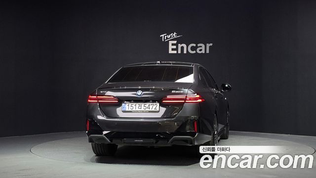 BMW 5-Series 530e xDrive M Sport Pro