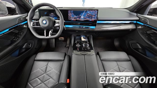 BMW 5-Series 530e xDrive M Sport Pro