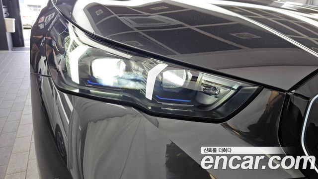 BMW 5-Series 530e xDrive M Sport Pro