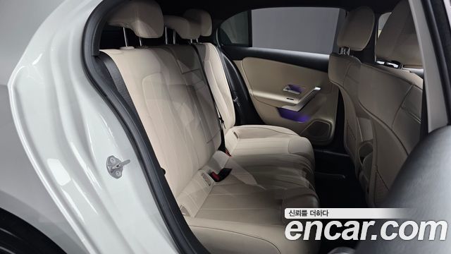 Mercedes-Benz A-Class A220 Hatchback