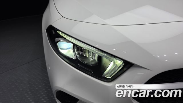 Mercedes-Benz A-Class A220 Hatchback