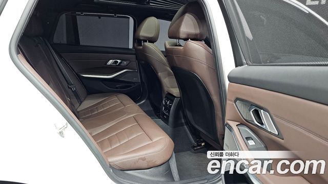 BMW 3-Series M340i xDrive Touring Pro