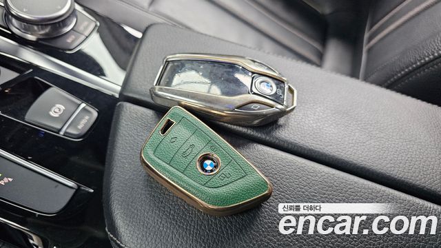 BMW 5-Series 520i Luxury