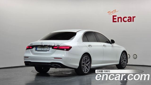 Mercedes-Benz E-Class E220d 4MATIC AMG Line
