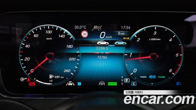 Mercedes-Benz E-Class E220d 4MATIC AMG Line
