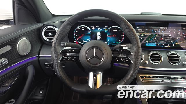 Mercedes-Benz E-Class E220d 4MATIC AMG Line