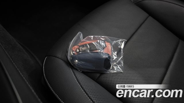 Mercedes-Benz E-Class E220d 4MATIC AMG Line