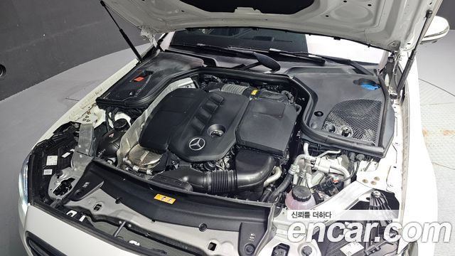 Mercedes-Benz E-Class E220d 4MATIC Exclusive