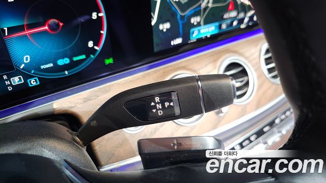 Mercedes-Benz E-Class E220d 4MATIC Exclusive