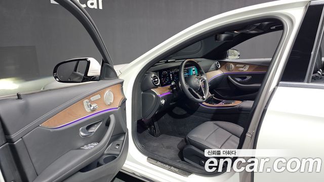Mercedes-Benz E-Class E220d 4MATIC Exclusive