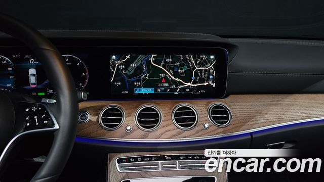 Mercedes-Benz E-Class E220d 4MATIC Exclusive