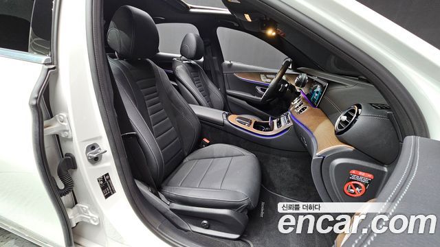 Mercedes-Benz E-Class E220d 4MATIC Exclusive
