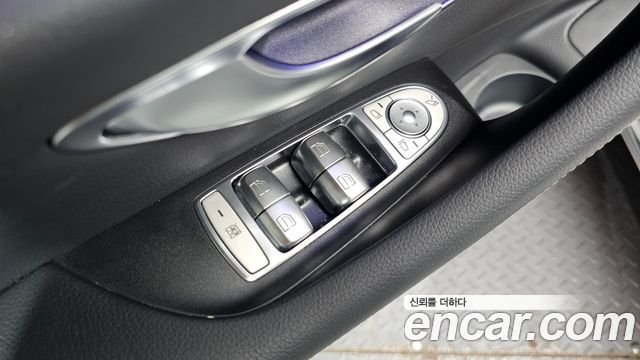 Mercedes-Benz E-Class E220d 4MATIC Exclusive