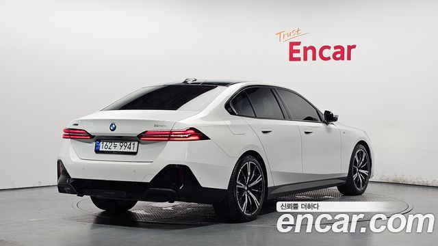 BMW 5-Series 530i xDrive M Sport