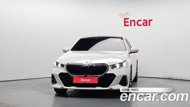 BMW 5-Series 530i xDrive M Sport