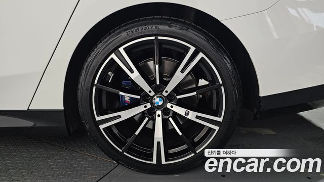 BMW 5-Series 530i xDrive M Sport